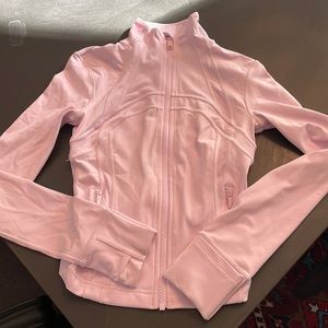 Lululemon Size 2 Define Jacket in meadowsweet pink